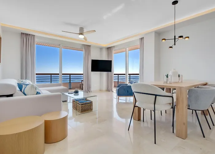 Apartmán Santa Clara Modern & Exclusive Seafront *